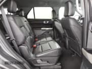 ✅ 2024 Ford Explorer XLT • VIN: 1FMSK8DHXRGA04929 • Lot: 58089255. Wystawiony na Copart z przebiegiem 31 290 mil. Bezpłatny archiwum sprzedaży aukcyjnych z USA i szczegółowy raport historii pojazdu na DreamBid. Zdjęcie 11.