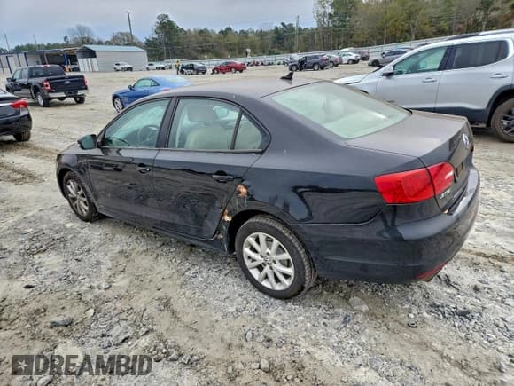 ✅ 2011 Volkswagen Jetta SE • VIN: 3VWDX7AJ9BM004767 • Lot: 95682215. Listed on Copart with 253,452 mi. Free auction sales archive from the USA and detailed vehicle history report at DreamBid. Image 2.