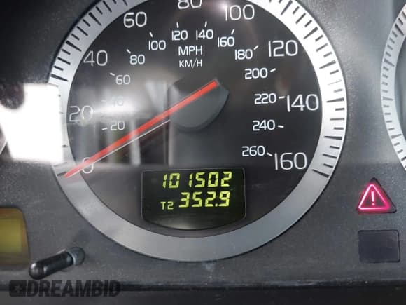 ✅ 2005 Volvo S80 • VIN: YV1TS911351411438 • Лот: 42361869. Опубликован ранее на IAAI с пробегом 101 502 миль. Бесплатный доступ к архиву аукционных продаж из США и подробный отчёт об истории автомобиля на DreamBid. Изображение 15.