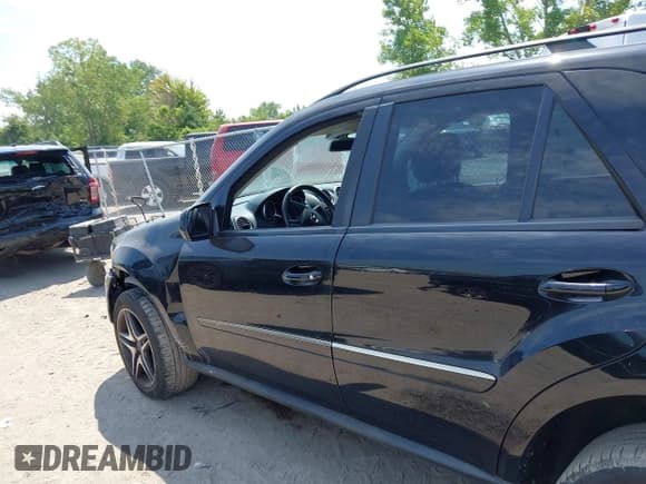 ✅ 2009 Mercedes-Benz M 350 • VIN: 4JGBB86E39A482891 • Lot: 42937625. Wystawiony na IAAI z przebiegiem 158 252 mil. Bezpłatny archiwum sprzedaży aukcyjnych z USA i szczegółowy raport historii pojazdu na DreamBid. Zdjęcie 14.