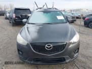 ✅ 2014 Mazda CX-5 Touring • VIN: JM3KE4CY0E0316368 • Lot: 43713598. Wystawiony na IAAI z przebiegiem 166 839 mil. Bezpłatny archiwum sprzedaży aukcyjnych z USA i szczegółowy raport historii pojazdu na DreamBid. Zdjęcie 12.