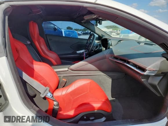 ✅ 2022 Chevrolet Corvette 1LT • VIN: 1G1YA2D48N5101847 • Lot: 60636575. Wystawiony na Copart z przebiegiem 33 510 mil. Bezpłatny archiwum sprzedaży aukcyjnych z USA i szczegółowy raport historii pojazdu na DreamBid. Zdjęcie 10.