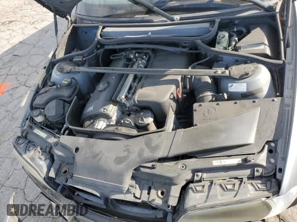 2005 BMW 3 Series M3 z VIN WBSBR93425PK08714, wystawiony jako Copart lot #84357285 z przebiegiem 170 653 mil mil oraz Czysty tytuł • Clean title. Historia ofert i sprzedaży dostępna na DreamBid. Obrazek 11.