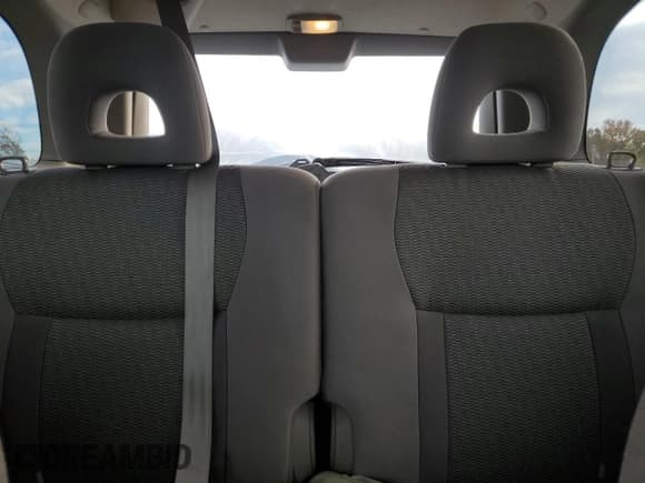 ✅ 2005 Toyota RAV4 • VIN: JTEGD20V450053068 • Лот: 91274765. Опубликован ранее на Copart с пробегом 156 658 миль. Бесплатный доступ к архиву аукционных продаж из США и подробный отчёт об истории автомобиля на DreamBid. Изображение 10.