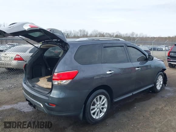 ✅ 2014 Nissan Pathfinder SV • VIN: 5N1AR2MM3EC712717 • Lot: 41698690. Listed on IAAI with 119,936 mi. Free auction sales archive from the USA and detailed vehicle history report at DreamBid. Image 4.