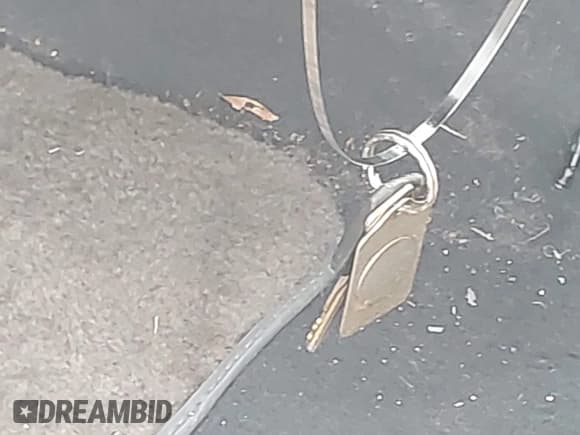 ✅ 2003 Mercury Marauder • VIN: 2MEHM75V63X634504 • Lot: 42755212. Wystawiony na IAAI z przebiegiem 179 201 mil. Bezpłatny archiwum sprzedaży aukcyjnych z USA i szczegółowy raport historii pojazdu na DreamBid. Zdjęcie 11.