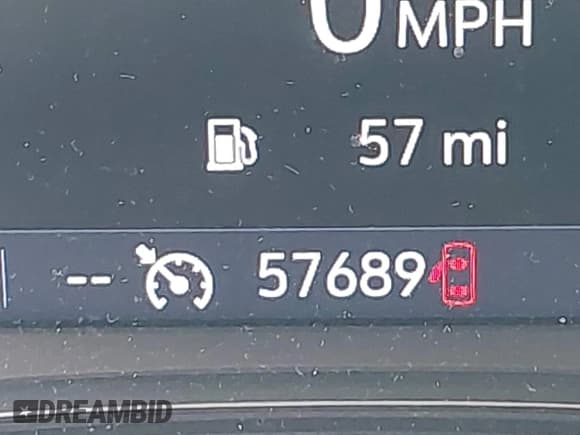 ✅ 2022 Chevrolet Traverse LT Cloth • VIN: 1GNERGKW9NJ160988 • Lot: 42379091. Listed on IAAI with 57,689 mi. Free auction sales archive from the USA and detailed vehicle history report at DreamBid. Image 15.