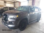 ✅ 2021 Toyota 4Runner Nightshade • VIN: JTEJU5JR3M5953471 • Lot: 42590191. Wystawiony na IAAI z przebiegiem 80 176 mil. Bezpłatny archiwum sprzedaży aukcyjnych z USA i szczegółowy raport historii pojazdu na DreamBid. Zdjęcie 17.