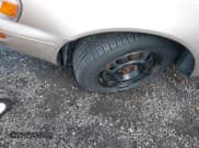 ✅ 1995 Toyota Corolla DX • VIN: 1NXAE09B3SZ344102 • Lot: 43751864. Listed on IAAI with 192,695 mi. Free auction sales archive from the USA and detailed vehicle history report at DreamBid. Image 6.