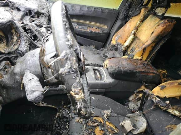 ✅ 2012 Dodge Durango SXT • VIN: 1C4RDHAG8CC146560 • Lot: 93103495. Wystawiony na Copart z przebiegiem Nie podano. Bezpłatny archiwum sprzedaży aukcyjnych z USA i szczegółowy raport historii pojazdu na DreamBid. Zdjęcie 7.