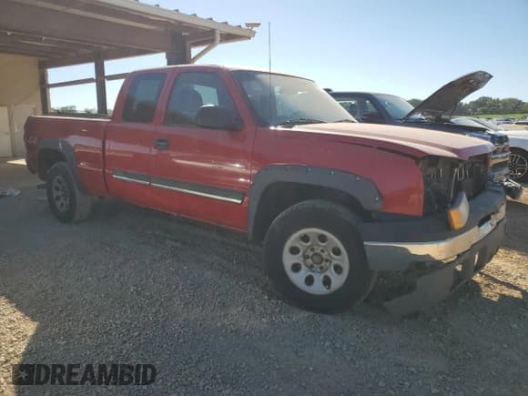 ✅ 2004 Chevrolet Silverado 1500 LS • VIN: 2GCEK19V741117427 • Лот: 74441714. Опубликован ранее на Copart с пробегом 275 176 миль. Бесплатный доступ к архиву аукционных продаж из США и подробный отчёт об истории автомобиля на DreamBid. Изображение 4.