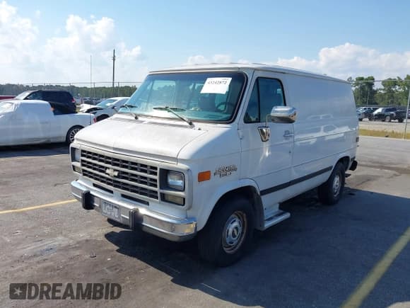 ✅ 1994 Chevrolet Chevy Van • VIN: 1GCEG25H7RF100277 • Лот: 43242872. Опубликован ранее на IAAI с пробегом 144 592 миль. Бесплатный доступ к архиву аукционных продаж из США и подробный отчёт об истории автомобиля на DreamBid. Изображение 2.