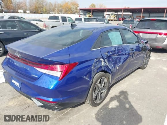 ✅ 2021 Hyundai Elantra Limited • VIN: KMHLP4AG8MU162691 • Lot: 43701212. Listed on IAAI with 46,245 mi. Free auction sales archive from the USA and detailed vehicle history report at DreamBid. Image 4.