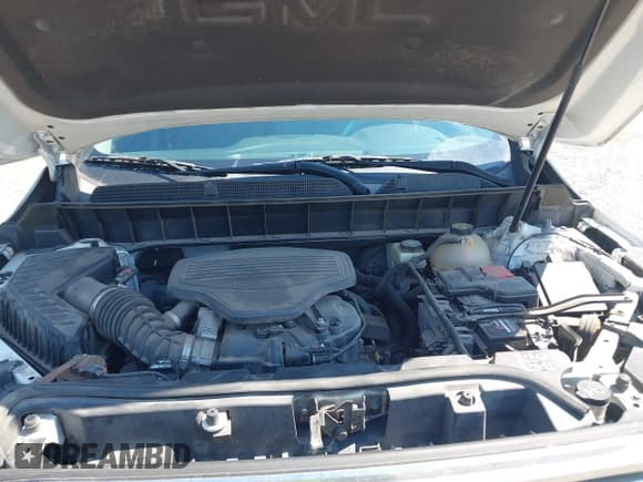 ✅ 2017 GMC Acadia SLE • VIN: 1GKKNLLS9HZ170698 • Lot: 43345550. Listed on IAAI with 158,303 mi. Free auction sales archive from the USA and detailed vehicle history report at DreamBid. Image 10.