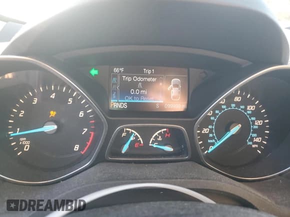 ✅ 2016 Ford Escape SE • VIN: 1FMCU9G96GUA86052 • Lot: 90497975. Listed on Copart with 99,999 mi. Free auction sales archive from the USA and detailed vehicle history report at DreamBid. Image 9.