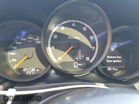 ✅ 2016 Porsche Macan Turbo • VIN: WP1AF2A51GLB93193 • Lot: 65872765. Listed on Copart with 124,738 mi. Free auction sales archive from the USA and detailed vehicle history report at DreamBid. Image 9.