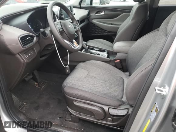 ✅ 2020 Hyundai Santa Fe SE • VIN: 5NMS23AD3LH252044 • Lot: 73371542. Wystawiony na Copart z przebiegiem 19 978 mil. Bezpłatny archiwum sprzedaży aukcyjnych z USA i szczegółowy raport historii pojazdu na DreamBid. Zdjęcie 7.