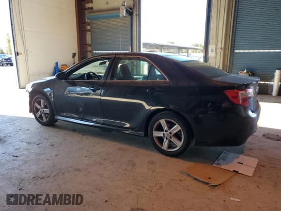 ✅ 2012 Toyota Camry SE • VIN: 4T1BF1FK9CU590455 • Lot: 91448885. Wystawiony na Copart z przebiegiem 214 074 mil. Bezpłatny archiwum sprzedaży aukcyjnych z USA i szczegółowy raport historii pojazdu na DreamBid. Zdjęcie 2.