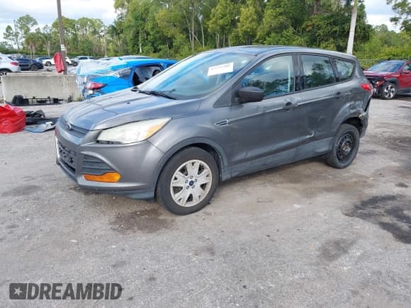 ✅ 2014 Ford Escape S • VIN: 1FMCU0F77EUA58530 • Лот: 43772301. Опубликован ранее на IAAI с пробегом 78 992 миль. Бесплатный доступ к архиву аукционных продаж из США и подробный отчёт об истории автомобиля на DreamBid. Изображение 2.