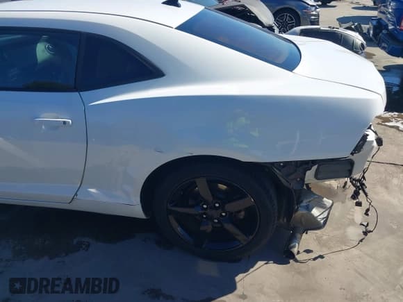 ✅ 2011 Chevrolet Camaro 1LT • VIN: 2G1FB1ED7B9208299 • Lot: 43574278. Listed on IAAI with 250,925 mi. Free auction sales archive from the USA and detailed vehicle history report at DreamBid. Image 18.