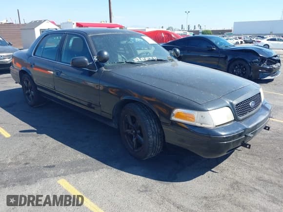 ✅ 2011 Ford Police Interceptor • VIN: 2FABP7BV9BX167814 • Lot: 43246793. Wystawiony na IAAI z przebiegiem 81 518 mil. Bezpłatny archiwum sprzedaży aukcyjnych z USA i szczegółowy raport historii pojazdu na DreamBid. Zdjęcie 1.