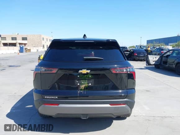 2025 Chevrolet Equinox FWD LT с VIN 3GNAXHEG0SL317259, выставлен на аукционе IAAI как лот 42301760 с пробегом 4 874 миль миль и . История ставок и продаж доступна на DreamBid. Изображение 16.