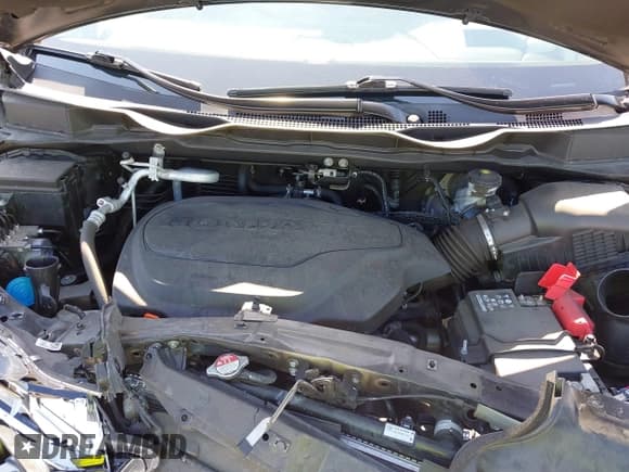 ✅ 2022 Honda Odyssey Elite • VIN: 5FNRL6H93NB051618 • Lot: 42142707. Listed on IAAI with 30,129 mi. Free auction sales archive from the USA and detailed vehicle history report at DreamBid. Image 10.