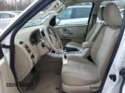 ✅ 2007 Mercury Mariner Convenience • VIN: 4M2YU80Z17KJ17566 • Лот: 86136014. Опубликован ранее на Copart с пробегом 134 328 миль. Бесплатный доступ к архиву аукционных продаж из США и подробный отчёт об истории автомобиля на DreamBid. Изображение 7.