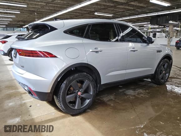 ✅ 2020 Jaguar E-Pace SE • VIN: SADFP2FXXL1Z88929 • Lot: 61388455. Wystawiony na Copart z przebiegiem 62 062 mil. Bezpłatny archiwum sprzedaży aukcyjnych z USA i szczegółowy raport historii pojazdu na DreamBid. Zdjęcie 3.