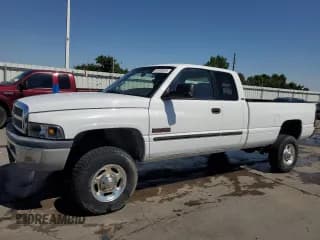 ✅ 2001 Dodge 2500 • VIN: 3B7KF23651G753216 • Lot: 61576315. Wystawiony na Copart z przebiegiem 204 202 mil. Bezpłatny archiwum sprzedaży aukcyjnych z USA i szczegółowy raport historii pojazdu na DreamBid. Zdjęcie 1.