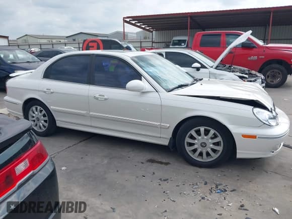 ✅ 2004 Hyundai Sonata GLS • VIN: KMHWF35H64A960816 • Lot: 42356107. Listed on IAAI with 95,642 mi. Free auction sales archive from the USA and detailed vehicle history report at DreamBid. Image 13.
