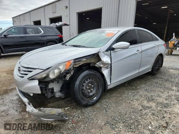 2011 Hyundai Sonata GLS with VIN 5NPEB4AC4BH100320, listed as a Copart auction lot 90057405 with 225,714 mi miles and Salvage title. Bid and sale history available at DreamBid. Image 1.
