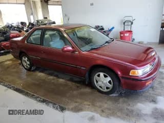 ✅ 1992 Honda Accord • VIN: 1HGCB7271NA012848 • Лот: 73232364. Опубликован ранее на Copart с пробегом 258 147 миль. Бесплатный доступ к архиву аукционных продаж из США и подробный отчёт об истории автомобиля на DreamBid. Изображение 4.