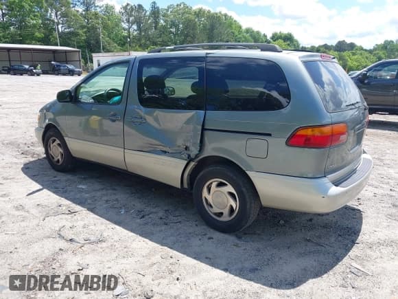 ✅ 1998 Toyota Sienna LE • VIN: 4T3ZF13C9WU029468 • Лот: 42199057. Опубликован ранее на IAAI с пробегом Не указан. Бесплатный доступ к архиву аукционных продаж из США и подробный отчёт об истории автомобиля на DreamBid. Изображение 3.