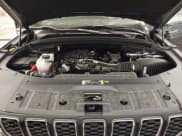 ✅ 2025 Jeep Grand Cherokee Altitude X • VIN: 1C4RJHAG5SC278876 • Лот: 42261321. Опубликован ранее на IAAI с пробегом 819 миль. Бесплатный доступ к архиву аукционных продаж из США и подробный отчёт об истории автомобиля на DreamBid. Изображение 10.