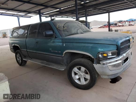 1995 Dodge 1500 с VIN 3B7HF13ZXSM146083, выставлен на аукционе Copart как лот 86597354 с пробегом 207 529 миль миль и Списание • Salvage title. История ставок и продаж доступна на DreamBid. Изображение 4.