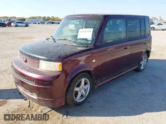 ✅ 2004 Scion xB • VIN: JTLKT324540169796 • Lot: 43703735. Listed on IAAI with 252,748 mi. Free auction sales archive from the USA and detailed vehicle history report at DreamBid. Image 2.