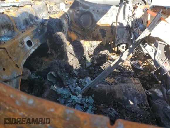 2015 Hyundai Genesis Coupe Ultimate с VIN KMHHU6KJ1FU129152, выставлен на аукционе Copart как лот 86742324 с пробегом Не указан миль и Списание • Salvage title. История ставок и продаж доступна на DreamBid. Изображение 10.