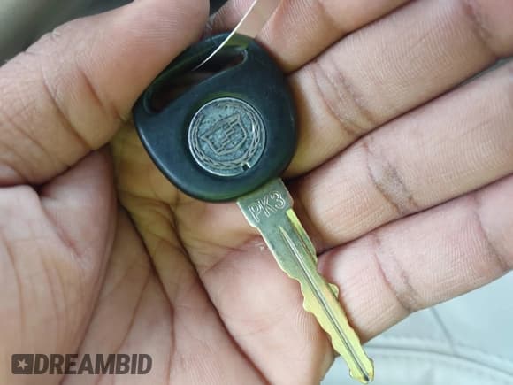 ✅ 2003 Cadillac DeVille • VIN: 1G6KD54Y43U219781 • Lot: 43071046. Wystawiony na IAAI z przebiegiem 88 421 mil. Bezpłatny archiwum sprzedaży aukcyjnych z USA i szczegółowy raport historii pojazdu na DreamBid. Zdjęcie 11.