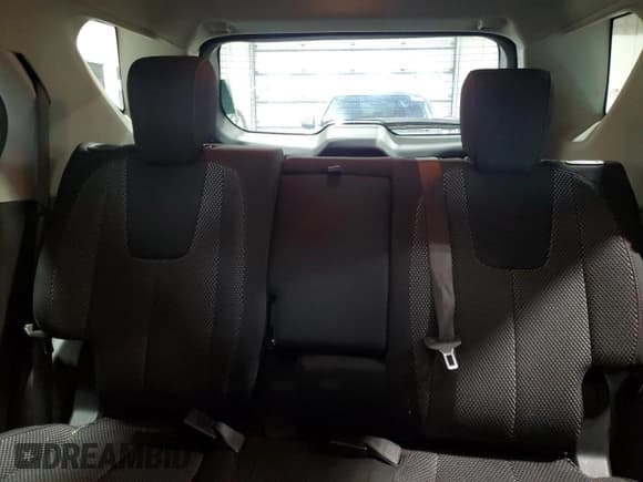 ✅ 2017 Chevrolet Equinox LS • VIN: 2GNALBEK4H1519643 • Лот: 72477234. Опубликован ранее на Copart с пробегом 111 693 миль. Бесплатный доступ к архиву аукционных продаж из США и подробный отчёт об истории автомобиля на DreamBid. Изображение 10.