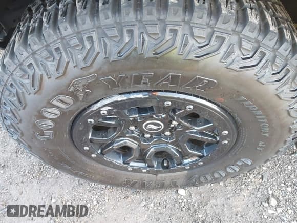 ✅ 2023 Ford Bronco Badlands • VIN: 1FMEE5DP4PLB58342 • Лот: 43641090. Опубликован ранее на IAAI с пробегом 51 457 миль. Бесплатный доступ к архиву аукционных продаж из США и подробный отчёт об истории автомобиля на DreamBid. Изображение 17.