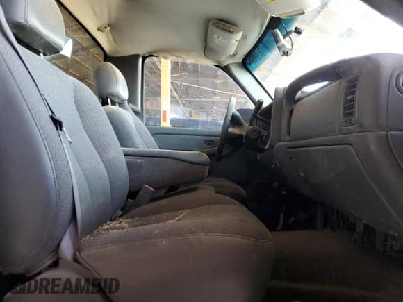 2005 Chevrolet Silverado 1500 Work Truck с VIN 1GCEC14X35Z116080, выставлен на аукционе Copart как лот 57108695 с пробегом 120 944 миль миль и Списание • Salvage title. История ставок и продаж доступна на DreamBid. Изображение 10.