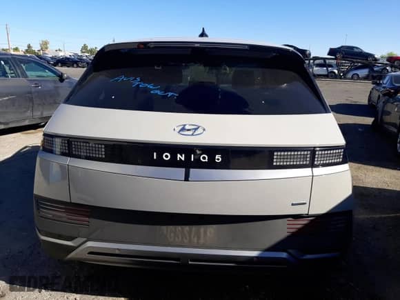 2023 Hyundai Ioniq 5 SEL z VIN KM8KNDAFXPU216277, wystawiony jako Copart lot #57715924 z przebiegiem Nie podano mil oraz Nie do naprawy • Non repairable. Historia ofert i sprzedaży dostępna na DreamBid. Obrazek 6.