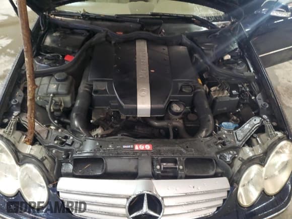 ✅ 2005 Mercedes-Benz CLK 320 • VIN: WDBTK65G45T048797 • Лот: 71617034. Опубликован ранее на Copart с пробегом 84 006 миль. Бесплатный доступ к архиву аукционных продаж из США и подробный отчёт об истории автомобиля на DreamBid. Изображение 11.