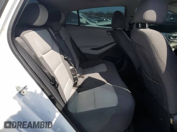 2020 Hyundai Ioniq SE с VIN KMHC75LJ6LU071691, выставлен на аукционе Copart как лот 47574215 с пробегом 42 275 миль миль и Списание • Salvage title. История ставок и продаж доступна на DreamBid. Изображение 10.