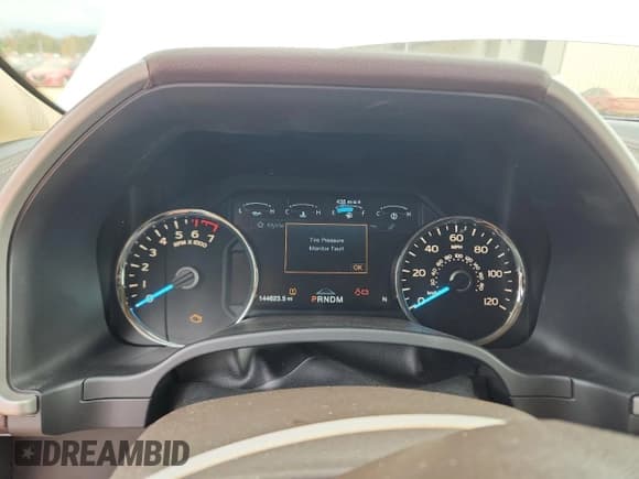 ✅ 2018 Ford F-150 XL • VIN: 1FTEW1EG8JKC43030 • Lot: 92190045. Listed on Copart with 144,623 mi. Free auction sales archive from the USA and detailed vehicle history report at DreamBid. Image 9.