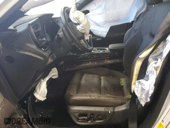 ✅ 2024 Lexus RX 450h+ Luxury • VIN: JTJCJMGA9R2015210 • Lot: 86268164. Wystawiony na Copart z przebiegiem Nie podano. Bezpłatny archiwum sprzedaży aukcyjnych z USA i szczegółowy raport historii pojazdu na DreamBid. Zdjęcie 7.