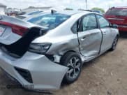 ✅ 2021 Kia Forte LXS • VIN: 3KPF24AD4ME302515 • Лот: 42204617. Опубликован ранее на IAAI с пробегом 33 354 миль. Бесплатный доступ к архиву аукционных продаж из США и подробный отчёт об истории автомобиля на DreamBid. Изображение 6.