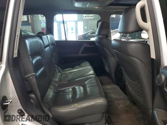 ✅ 2008 Toyota Land Cruiser • VIN: JTMHY05J684000585 • Lot: 72753584. Listed on Copart with 393,625 mi. Free auction sales archive from the USA and detailed vehicle history report at DreamBid. Image 11.