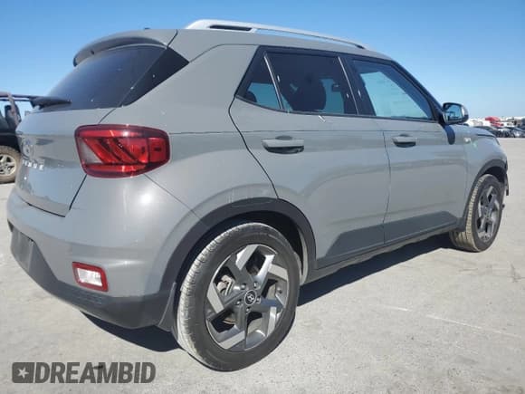 ✅ 2021 Hyundai Venue SEL • VIN: KMHRC8A35MU098569 • Lot: 74954204. Listed on Copart with 64,571 mi. Free auction sales archive from the USA and detailed vehicle history report at DreamBid. Image 3.